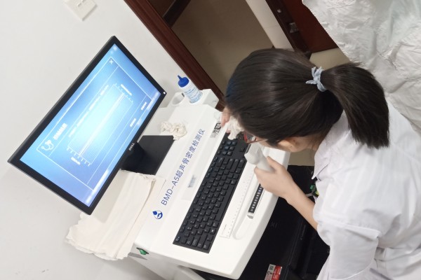 篩查骨質(zhì)疏松，提高骨骼健康水平，超聲骨密度儀來(lái)幫忙